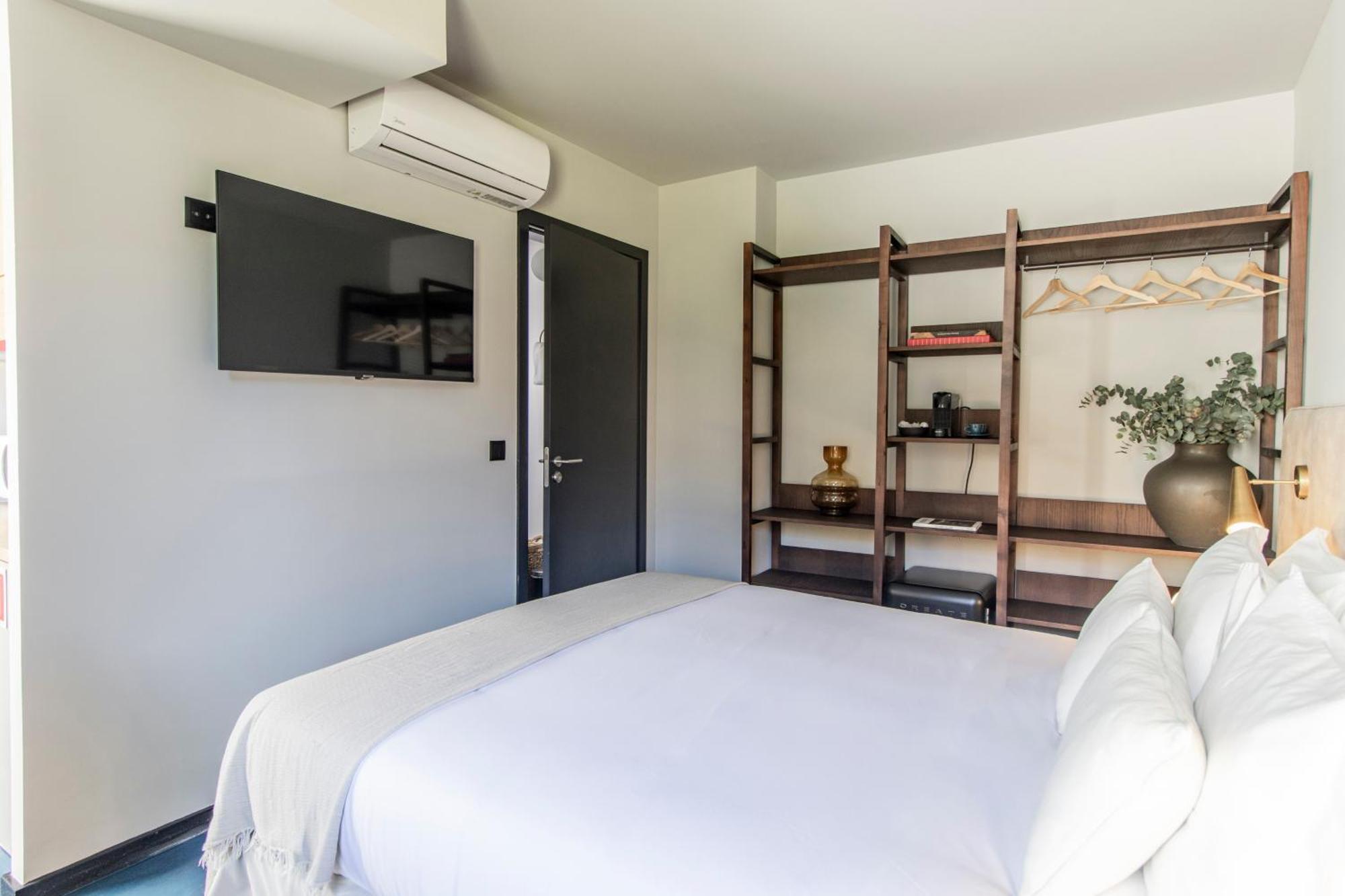 Urban - Regras 45 & Garden B Bed & Breakfast
